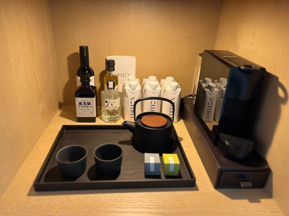 EDITION虎ノ門の部屋にあるドリンク