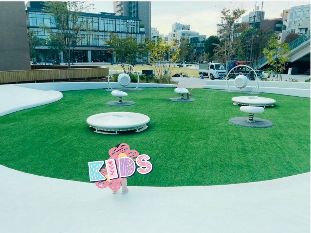 新緑の都立明治公園